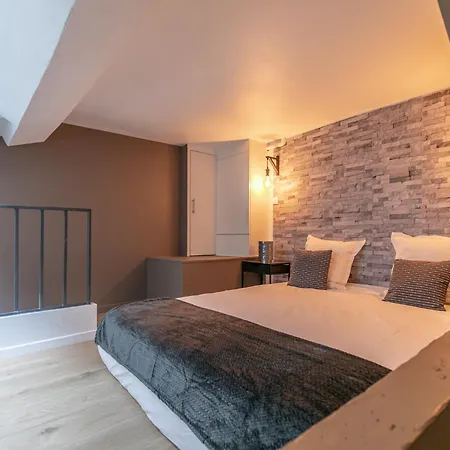 Mba - Splendide - Gambey 2 - Proche Republique Apartmán *