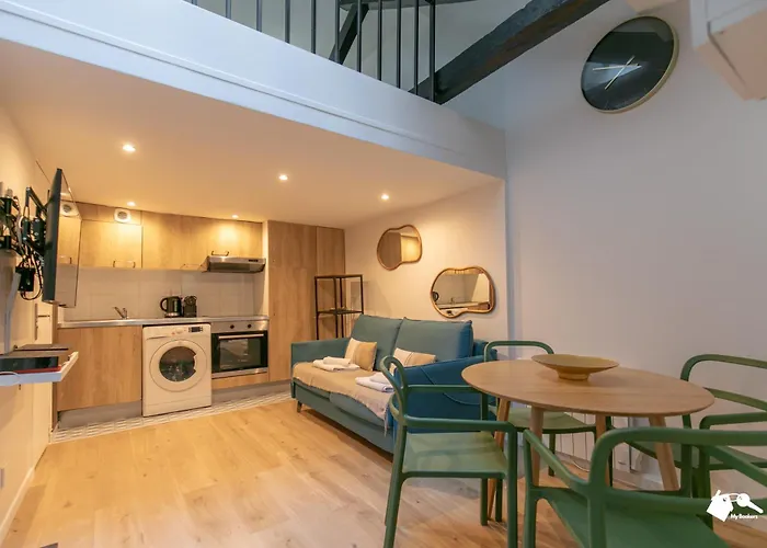 Appartement Mba - Splendide - Gambey 2 - Proche Republique Parijs