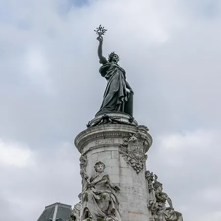 Mba - Splendide - Gambey 2 - Proche Republique Paryż